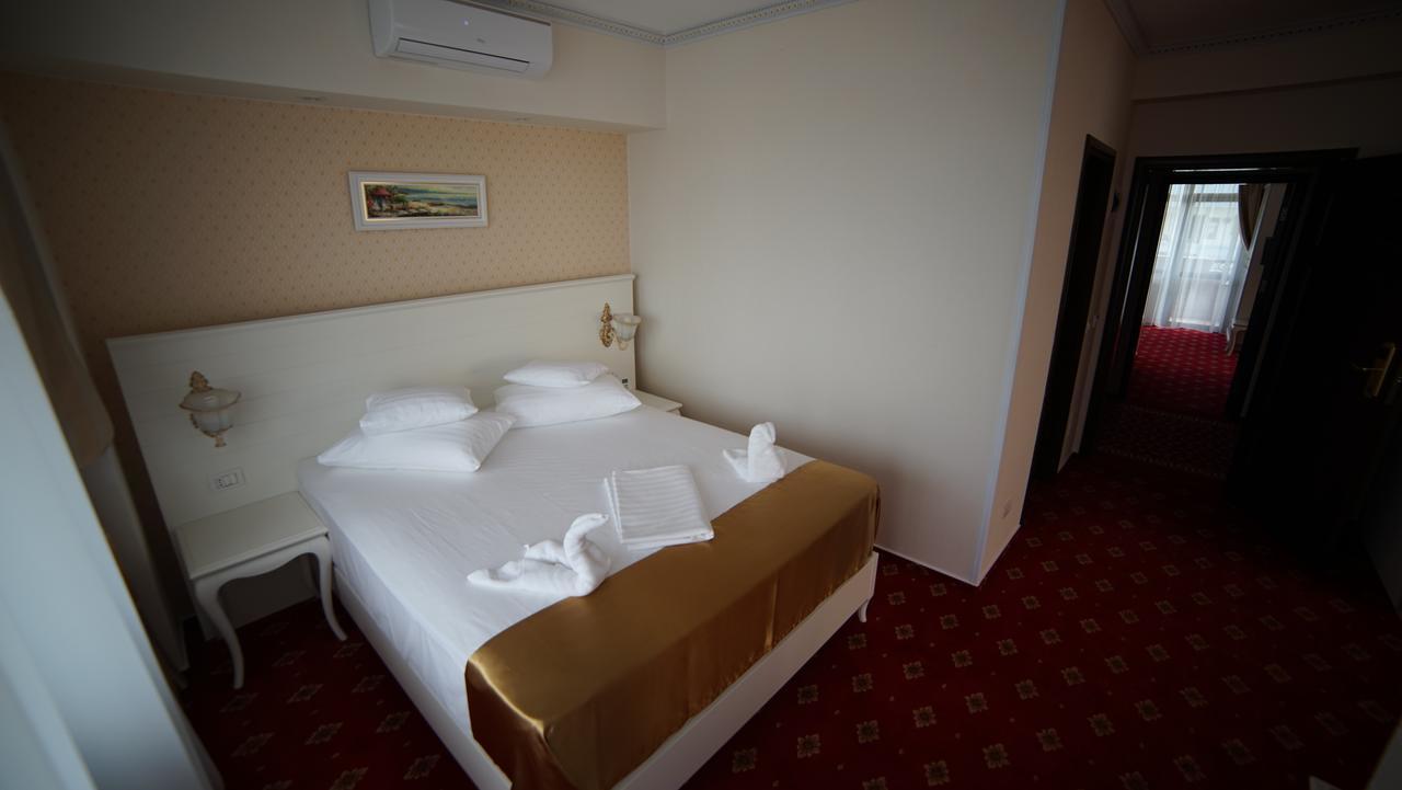 Hotel Msr Port 4*